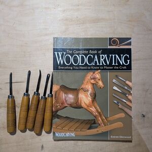 The Complete Book Of Woodcarving and Tool Set